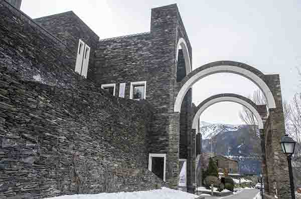 57 - Andorra - Meritxell - basilica santuari de Nostra Senyora de Meritxell
